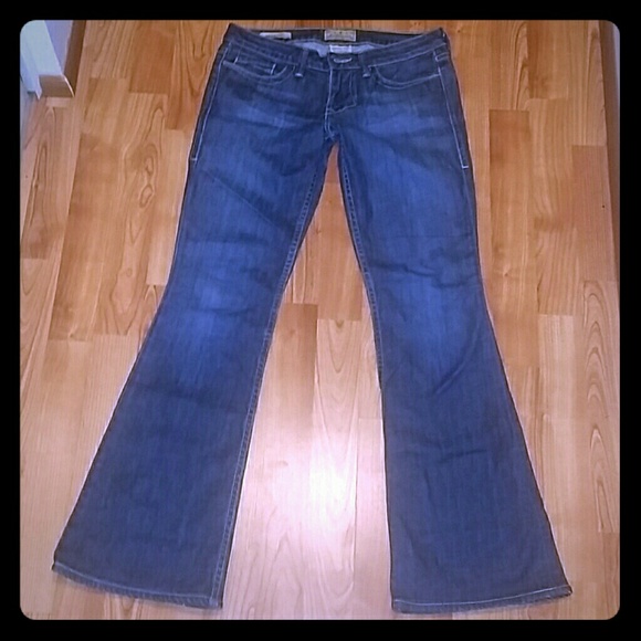 William Rast Belle flare - Picture 3 of 8